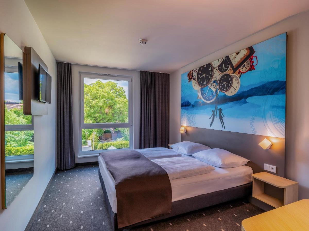 B&B Hotel 빌린겐슈베닝겐 외부 사진