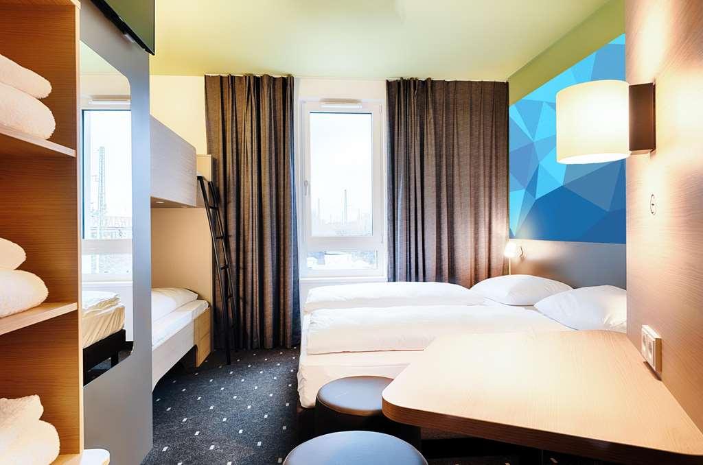 B&B Hotel 빌린겐슈베닝겐 객실 사진