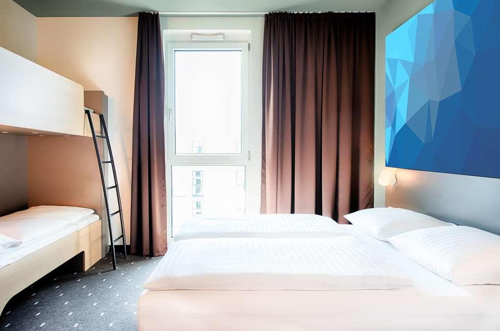B&B Hotel 빌린겐슈베닝겐 객실 사진