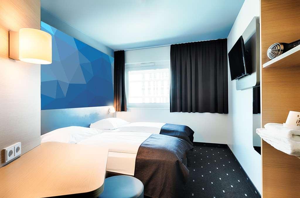 B&B Hotel 빌린겐슈베닝겐 객실 사진