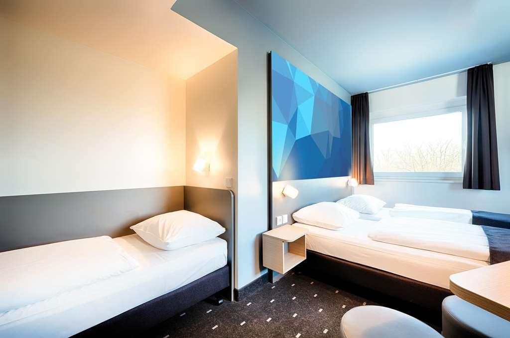 B&B Hotel 빌린겐슈베닝겐 객실 사진